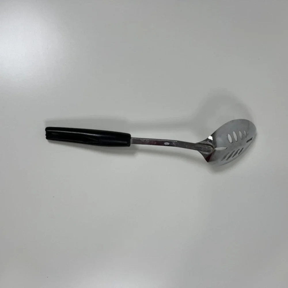 The Unbranded Brand vintage used